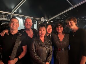 Jimmy Barnes Instagram - Thanks for getting out here for the rock concerts. About to slay it in Cairns. Our last show…great band, crew, and mates.

@redhotsummertour