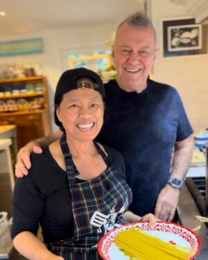 Jimmy Barnes Instagram - Saturday morning sport. We got there an hour and a half early, didn’t quite know where to go, it was freezing, their coffee machine was on the blink, but I wouldn’t have missed it for the world. Here’s the winning team. Chilli mudcrab spaghettini to heat us from the inside. Stay warm, stay dry.

@jane13barnes