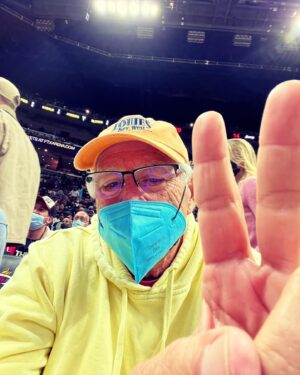 Jimmy Buffett Instagram - Good to get back to Miami. Fins up Heat!