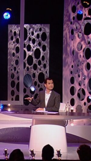 Jimmy Carr Instagram - Jimmy roasts old people! #jimmycarr #standupcomedy #oldpeople #roast