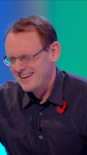 Jimmy Carr Instagram - Sean takes the mick out of Jimmy's intros! #jimmycarr #seanlock #8outof10cats #britishcomedy
