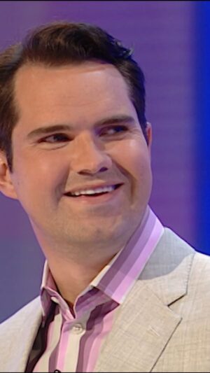 Jimmy Carr Instagram - there's a time and a place for flirting 😅 #jimmycarr #8outof10cats #britishcomedy #panelshow
