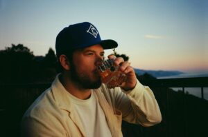 Jimmy Tatro Instagram - I’m 31 today, so here’s some cool pics I found while reflecting on the days back when I was a young 30 year old

📸: @zoeydeutch