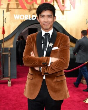 Jimmy Wong Instagram - Mulan World Premiere

Stylist: @apuje
Groomer: @jenichua 
Nails: @danningnails