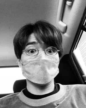 Jin Shirasu Instagram - おはよございます。
今日は舞台挨拶→学園祭→舞台挨拶な1日。
お会いできる皆さん、また後で🤓