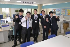 Jin Shirasu Instagram - 日テレ新土曜ドラマ
ゼイチョー〜「払えない」にはワケがある〜
10月14日（土）スタート
国民から税金を納めてもらう事を仕事とする、“徴税吏員”のお話。
お楽しみに💴
#ゼイチョー
#日本テレビ
