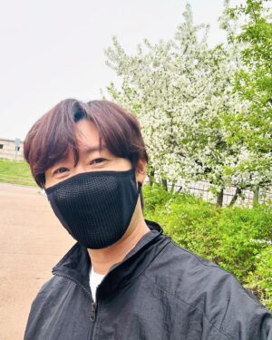 Jin Sun-kyu Instagram - 낙산공원~~!!

공연연습도 낙산공원도

오랜만!!💝💝💝💝