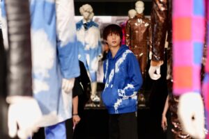 Jin Suzuki Instagram - .
louis vuittonの展覧会「SEE LV」
7/8〜8/21
東京ミッドタウンの芝生広場にて開催！

 #SEELV #LOUISVUITTON
#LVFashion
