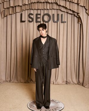 Jirakit Thawornwong Instagram - @lseoul.official 
𝗟 𝗦𝗘𝗢𝗨𝗟 𝗜𝗡𝗖𝗢𝗠𝗣𝗔𝗥𝗔𝗕𝗟𝗘 𝗦𝗛𝗢𝗪 𝟮𝟬𝟮𝟰

#INCOMPARABLEFS #ICPFASHIONSHOW #ICPFS24 #LSEOUL

Outfit @that.official84