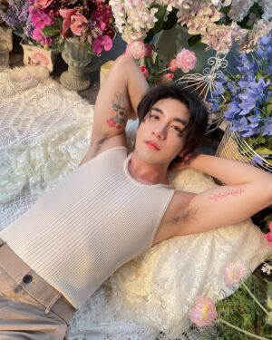 Jirakit Thawornwong Instagram - 🌷 #ถามดูเฉยๆ