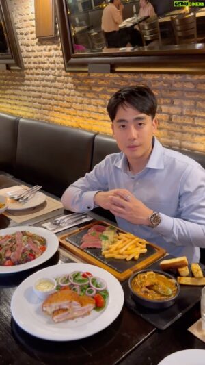 Jiravich Pongpaijit Instagram - วันนี้มาคุยงานกับลูกค้าที่ร้าน #wineconnection พิเศษมากๆ
ช่วง seasonal ตอนนี้เป็นอาหารฝรั่งเศส🇫🇷 ราคาดีมากๆ 
รีบมาลองด่วนก่อนหมดเขตสิ้นเดือนนี้❗️

🍽️290 𝐓𝐇𝐁 ทาร์ทีแฟลตต์ทรัฟเฟิล
🥘310 𝐓𝐇𝐁 บุยยาเบสซีฟู้ด
🥗310 𝐓𝐇𝐁 สลัดอกเป็ดรมควัน & สตอเบอร์รี่
🍗320 𝐓𝐇𝐁 ไก่กอร์ดองเบลอ
🥩560 𝐓𝐇𝐁 สเต็กกับเฟรนช์ฟรายส์ ราดด้วยซอสเนยดิจองเนส 
และอย่าลืมปิดท้ายค่ำคืนนี้ด้วยของหวานอร่อยๆ ออกใหม่!
🍎190 𝐓𝐇𝐁 ลูกแพร์ตุ๋นไวน์แดง
🍰240 𝐓𝐇𝐁 เฟรนช์โทสต์ & ครีมไวท์ช็อกโกแลต