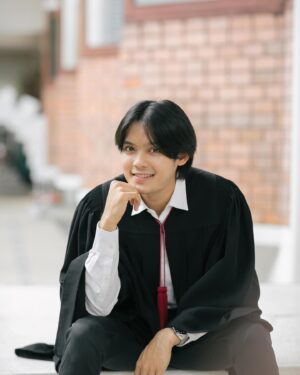 Jirayus Khaobaimai Instagram - Officially Graduated 🎓

You’re all invited to my graduation ceremony  nakrubbb.

🗓️Wednesday, 4 Oct (07.00-08.00 , 12.30-13.30)
🗓️Thursday, 12 Oct (07.00-11.00) (แนะนำให้มาวันนี้นะครับเพราะวันที่ 4 ตารางซ้อมค่อนข้างแน่นนิดนึงครับ)

📍Faculty of Engineering, Kasetsart University 
Contract : dm or line 

เรียนจบแล้วนะครับบ 🎓

ขอเชิญทุกคนมาร่วมงานรับปริญญาของผมได้ใน

🗓️ วันพุธที่ 4 ตุลาคม เวลา 7.00-8.00 น. และ 12.30-13.30 น. (วันซ้อมใหญ่)

🗓️ วันพฤหัสที่ 12 ตุลาคม เวลา 7.00-11.00 น. (วันรับจริง)

ที่คณะวิศกรรมศาสตร์ มหาวิทยาลัยเกษตรศาสตร์ ณ ตึกชูชาติ กำภู นะครับ

มาถ่ายรูปด้วยกันนะครับบ แต่ถ้าใครมาไม่ได้ก็ไม่เป็นไรน้าาา 😘😘