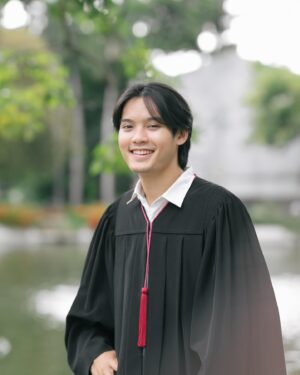 Jirayus Khaobaimai Instagram - Officially Graduated 🎓

You’re all invited to my graduation ceremony  nakrubbb.

🗓️Wednesday, 4 Oct (07.00-08.00 , 12.30-13.30)
🗓️Thursday, 12 Oct (07.00-11.00) (แนะนำให้มาวันนี้นะครับเพราะวันที่ 4 ตารางซ้อมค่อนข้างแน่นนิดนึงครับ)

📍Faculty of Engineering, Kasetsart University 
Contract : dm or line 

เรียนจบแล้วนะครับบ 🎓

ขอเชิญทุกคนมาร่วมงานรับปริญญาของผมได้ใน

🗓️ วันพุธที่ 4 ตุลาคม เวลา 7.00-8.00 น. และ 12.30-13.30 น. (วันซ้อมใหญ่)

🗓️ วันพฤหัสที่ 12 ตุลาคม เวลา 7.00-11.00 น. (วันรับจริง)

ที่คณะวิศกรรมศาสตร์ มหาวิทยาลัยเกษตรศาสตร์ ณ ตึกชูชาติ กำภู นะครับ

มาถ่ายรูปด้วยกันนะครับบ แต่ถ้าใครมาไม่ได้ก็ไม่เป็นไรน้าาา 😘😘