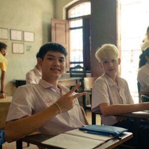 Jirayus Khaobaimai Instagram - ถึงต้องแยกกันไปเรียนคนละที่แต่เราก็ยังเป็นแก๊งโม๋เราอยู่หลกอยู่เหมือนเดิม ขอขอบคุณทุกคนมากๆเลยนะครับที่คอยติดตามซีรี่ย์แปลรักฉันด้วยใจเธอ ขอบคุณเพื่อนๆพี่ๆนักแสดงแล้วก็ทีมงานทุกคนที่คอยช่วยเหลือกันตลอดการถ่ายทำนะครับ แล้วก็ต้องขอขอบคุณพี่บอส @bosskuno ที่ให้โอกาสผมมาอยู่ในแก๊งโม๋เราอยู่หลกนะครับ ผมภูมิใจมากครับที่ได้เป็นส่วนหนึ่งในแปลรักฉันด้วยใจเธอ
#แปลรักฉันด้วยใจเธอ
