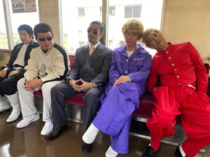 Jiro Instagram - 有吉の壁、今夜19時から。日テレです。青森はRAB。
左から11、11、9、11、8。ですね。
なんの数字でしょうか。
ヒント。(おちんちんの…？)