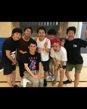 Jiro Instagram - おばさん、泣く準備完了。