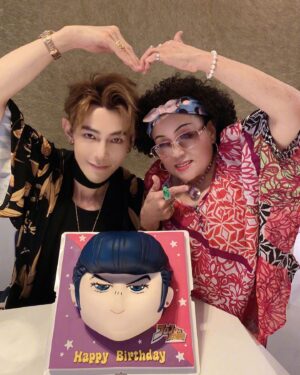 Jiro Wang Instagram - #生日快樂 #happybirthday #🎂 #happybirthday2023 #2023 今年的生日跟兩位老母達令和最愛的家人朋友們一起慶生🎉🎉🎉溫暖開心🥳