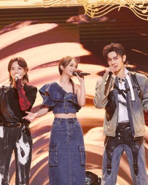 Jiro Wang Instagram - 開心每一天😘❤️✌🏻#520