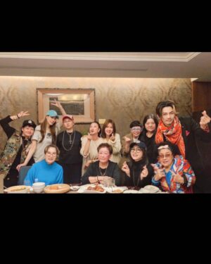Jiro Wang Instagram - 家人歡聚日～～～(｡ì _ í｡)🎉🎉🎉🧧🤗