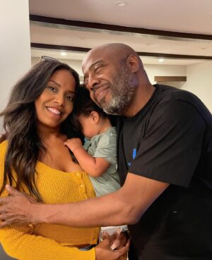 Jivanta Roberts Instagram - You guys this was the best day ever! Started off with an amazing meeting turned spa day! At the @insideoutrestorativespa 😭😩❤️😊 Recap vid soon! Special thanks to @randycbonds @kitapubdiva for taking care of Love ❤️ & @ashleycmeverett 
Then the day ended with the fam bam @donnellrawlings