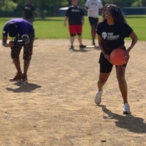 Jivanta Roberts Instagram - Donnell Land has been a BLAST! 💥 💕😊 Swipe to see how hard I go for the Streets!  Of course #thestreests won the annual kickball championship, 🏆as we should because @donnellrawlings and his #Creeks be cheatin! #bloodsweatandtears #streetz #streets 🏃🏾‍♀️ streets All daylong now i need to soak in epsom salt 😂😂😂

S/o to @earthling_llc for the video 😂