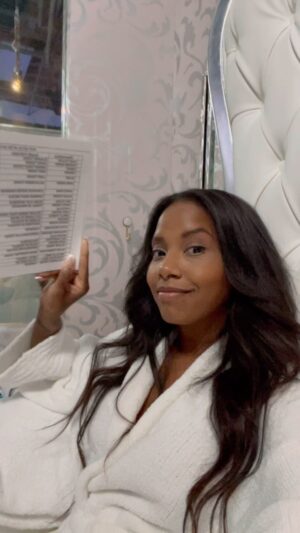Jivanta Roberts Instagram - Thank you @insideoutrestorativespa what an Incredible experience! Super unexpected but super delightful ❤️💕🧖🏾‍♀️ 

Guys it’s soooo important to take care of ourselves. I know we move so fast in life but this experience right here really made me take a step back, and evaluate how I’m moving in this world, especially being a new mom. Mommas gotta be on point, so mommas gotta be healthy! The staff at @insideoutrestorativespa really did their thing!  I received a foot bath detox which extracts the toxins right out of your body through your feet! As you can see I had a lot going on 🤢. Special thanks to @randycbonds @ashleycmeverett  @kitapubdiva 🧖🏾‍♀️❤️💕