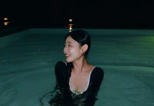 Jo Ah-young Instagram - 내 여름 in malaysia❤️‍🔥