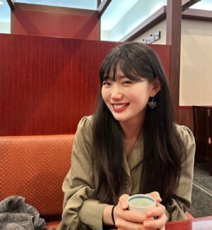 Jo Ah-young Instagram - 장어덮밥 빨리 주세요🌞

 #일본 #덴노지