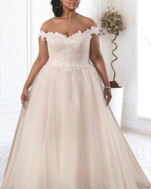 Jo Cooke Instagram - Just a few of our gorgeous new styles from the Sonsie collection.  Appointments available to try these and many more stunning designs.  Sample sizes 18-26  www.Curvesandcouture.co.uk or call 01277369908.  #plussize #bridal #wedding #essexwedding #bride #love #weddingdress #plussizefashion #plussizeweddingdresses #plussizebrides #plussizespecialists #plussizebeauty #plussizewedding #plussizebridal
