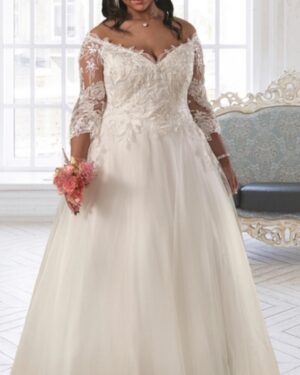 Jo Cooke Instagram - Just a few of our gorgeous new styles from the Sonsie collection.  Appointments available to try these and many more stunning designs.  Sample sizes 18-26  www.Curvesandcouture.co.uk or call 01277369908.  #plussize #bridal #wedding #essexwedding #bride #love #weddingdress #plussizefashion #plussizeweddingdresses #plussizebrides #plussizespecialists #plussizebeauty #plussizewedding #plussizebridal