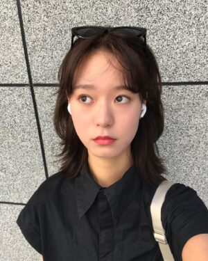 Jo Eun-seo Instagram - 🦥🦥 더워잉 💦