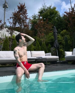 Jo Kwon Instagram - HOTSUMMER☀️