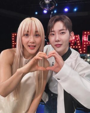 Jo Kwon Instagram - 드림스컨트롤쾌락조.
아이돌 최다 출연자 입니다만🙂‍↔️

#라디오스타