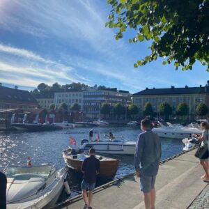 Joakim Skarli Instagram - Since these rainy days ☔️ in London 🤪 I felt the need to post some good stuff. I was visiting my hometown this summer ☀️And yeah a bit different times during a pandemic - less people in the streets etc 😷In my opinion Arendal is the best summer city in Norway 🇳🇴 And the city of Frozen by winter ❄️ Stay safe all my friends and take care of each others 🙏 Enjoy by swiping left 👆🏻#Arendal #London #Norway #UK