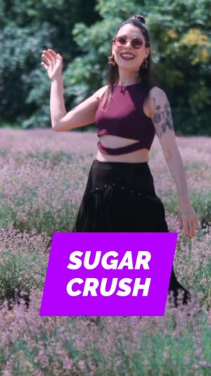 Joanie Charron Instagram - Notre chanson «j’aurais dû » est #1 du palmarès @stingray_music !!!!!

Hihawwwww 
#country #sugarcrush #musiquefranco #ukulele