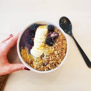 Joanie Gonthier Instagram - Tasty day! 🍃🍵
.
.
.
.
#healthy #happy #plantbased #coffee