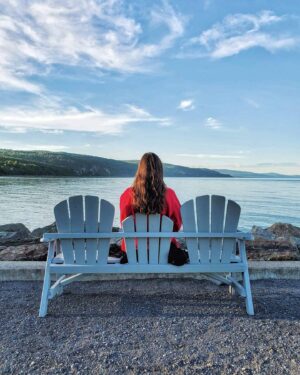 Joanie Gonthier Instagram - Un beau banc pour bien penser. ⭐