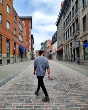 Joanie Gonthier Instagram - Le Vieux Montréal vide et paisible 
1 de 3.
