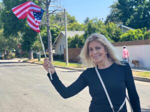 Joanna Cassidy Instagram - On this date in history:

In 1776, the Declaration of Independence, adopted on July 4, was signed by members of the Continental Congress.

In 1923, U.S. President Warren G. Harding died of a stroke in a San Francisco hotel at the age of 58. He was succeeded by Vice President Calvin Coolidge.

In 1934, with the death of German President Paul von Hindenburg, Chancellor Adolf Hitler became absolute dictator of Germany under the title of führer, or leader.

In 1956, U.S. Virgin Islands National Park, which encompasses 23 square miles of land and water, was established.

In 1968, a major earthquake in the Philippines rocked Manila, killing 307 people.

In 1974, John Dean, counsel to U.S. President Richard Nixon, was sentenced to one to four years in prison for his part in the Watergate coverup. Dean's sentence was reduced and he was released after four months.

In 1990, Iraq invaded neighboring Kuwait after weeks of tension over disputed land and oil production quotas.

In 1992, Jackie Joyner-Kersee became the first woman to win consecutive Olympic gold medals in the heptathlon.

In 2000, the Republican Party nominated George W. Bush and Dick Cheney to head its ticket for the November elections.

In 2018, Apple became the first publicly traded company to reach a trillion-dollar market capitalization.

In 2020, two NASA astronauts splashed down in the Gulf of Mexico after completing a two-month mission that sent them to the International Space Station to test SpaceX's groundbreaking Crew Dragon shuttle capsule. It was the first commercial crewed mission in U.S. history.
#fyp #onthisday
