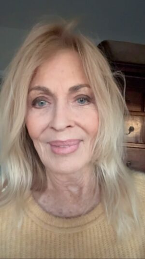 Joanna Cassidy Instagram - #YES #VoteYes #SagAftra #SagAftraStrong #Actors #Actress #sagaftra #SAG @sagaftra #sagaftrastrike