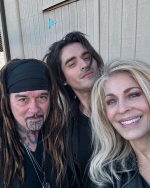 Joanna Cassidy Instagram - Al Jorgensen from MINISTRY @weareministry and director DEVIX SZELL @devix_szell and myself watching a riveting rehearsal & shoot (big things coming!!) 🔥🔥🔥