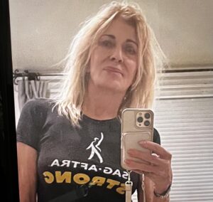 Joanna Cassidy Instagram - Standing strong for #sagaftra.  Let’s end this strike tomorrow!!!!!!