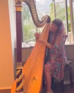 Joanna Newsom Instagram - Happy birthday Joanna! Here’s a new(ish) pic…anyone seeing her in Salt Lake City?