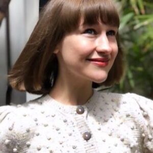 Joanna Newsom Instagram - A new (desperately needed) appearance with a beautiful new haircut! By @michaelforrey
