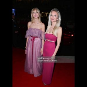Joanna Vanderham Instagram - What a night @baftascotland 🥂always such a brilliant evening, hosting gloriously by @edibow 
Accompanied by my gorgeous sister (I blame you for the headache yesterday)😘
Reunited with the gang from ‘Young James Herriot’.
Got to hang out with some of the ‘Crime’ contingent too.
Huge congrats to all the nominees in the words of Ru Paul, you’re a winner baby! 
Thank you @tillywheating for helping me feel like a million bucks!
Dress @honornyc 
Jewels @tasaki_intl 
Bag @marinaraphaelofficial 
Make up @iliabeauty (love the multi stick! Thank you!)