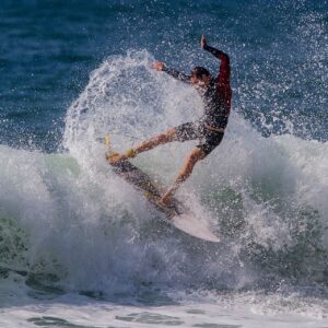 João Alcantara Instagram - 17 dias trabalhando sem parar!! Prometi pra mim que quando completar 20 dias eu vou correndo para a praia TIRAR O ATRASO.