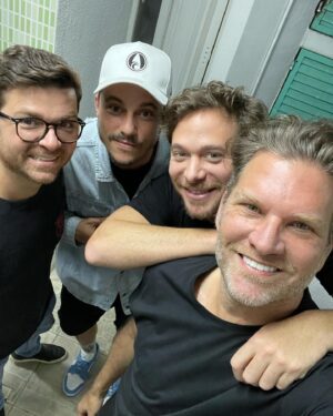 João Alcantara Instagram - Demorou pra rolar esse reencontro. Homens Gourmet, ontem, hoje e sempre. Amo vocês 🤍