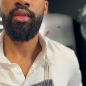 João Diamante Instagram - Você é um ser humano incrível @igorjansen , inteligente, bonito , carismático, talentoso e tem um coração gigante. Foi maravilhoso gravar com você esse novo projeto que só tem pessoas gigantescas fazendo parte.  Ah manda um grande abraço ao seu pai 🙏🏾
.
.
Gratidão 🙏🏾 por todo carinho e galera o @igorjansen estará no próximo episódio do Receitas de Novela da @tvglobo @receitas, estão ansiosos para assistirem? Posso dar uma dica, serão receitas de festa junina ✌🏾.
.
.
#receitas #receita #festajunina #tvglobo
