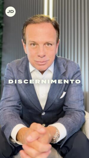 João Doria Instagram - O discernimento tem o poder de te dar liberdade: não se prenda à rigidez, mas abrace a capacidade de mudar de opinião conforme evolui.