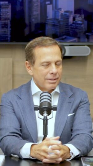 João Doria Instagram - Desenvolvimento em ação! 💼🚀 Confira um insight poderoso do João Doria neste Reels e inspire-se para o sucesso.

#podcast #politica #brasil🇧🇷 #likesforlike #folha #folhadesaopaulo #direito #grupodoria #inteligência #reflexoes
